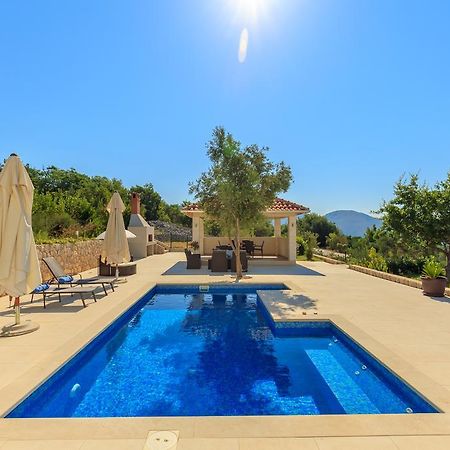 Hedera Estate, Villa Hedera VII Затон Экстерьер фото