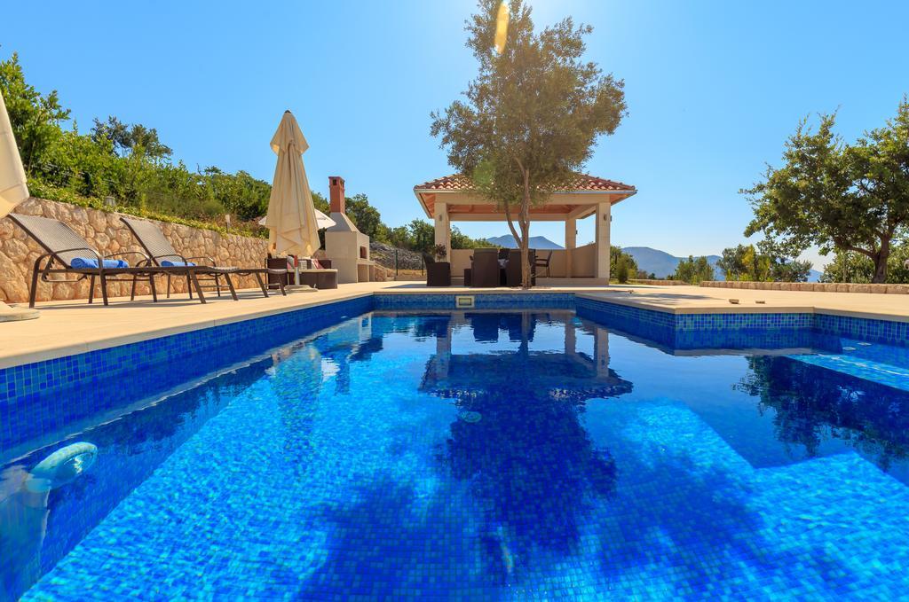 Hedera Estate, Villa Hedera VII Затон Экстерьер фото